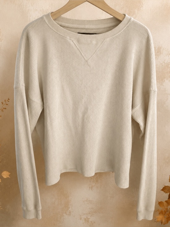 Abercrombie & Fitch Sweaters - Abercrombie & Fitch Medium Women's Off-White Crew Neck Sweater